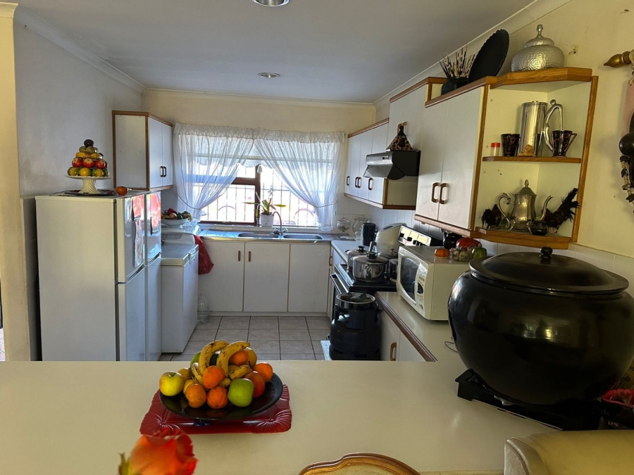 3 Bedroom Property for Sale in Silver Oaks Western Cape